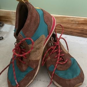 Women’s Teva Boots
